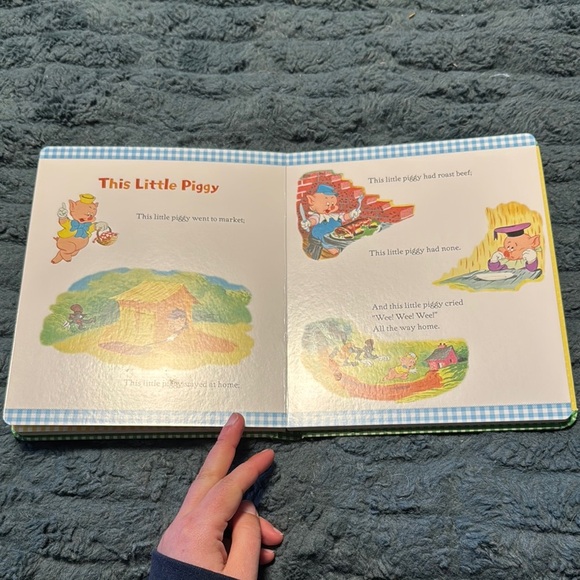 Disney Nursery Rhymes Read-Along Storybook and CD - Picture 11 of 16